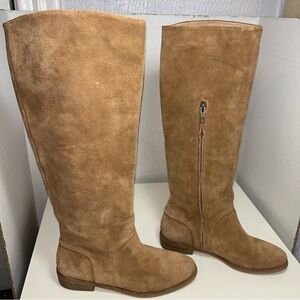 Ugg Daley Gracen Chestnut Suede Tall Knee High 
Zippers work perfectly